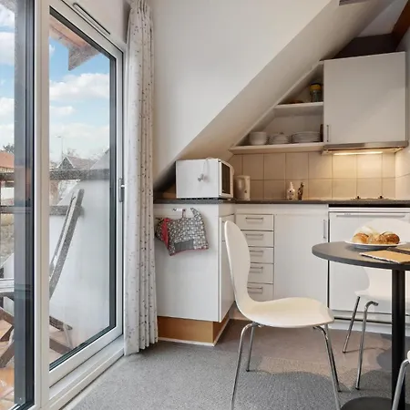 Lägenhet Amazing In With Kitchen Allinge-Sandvig